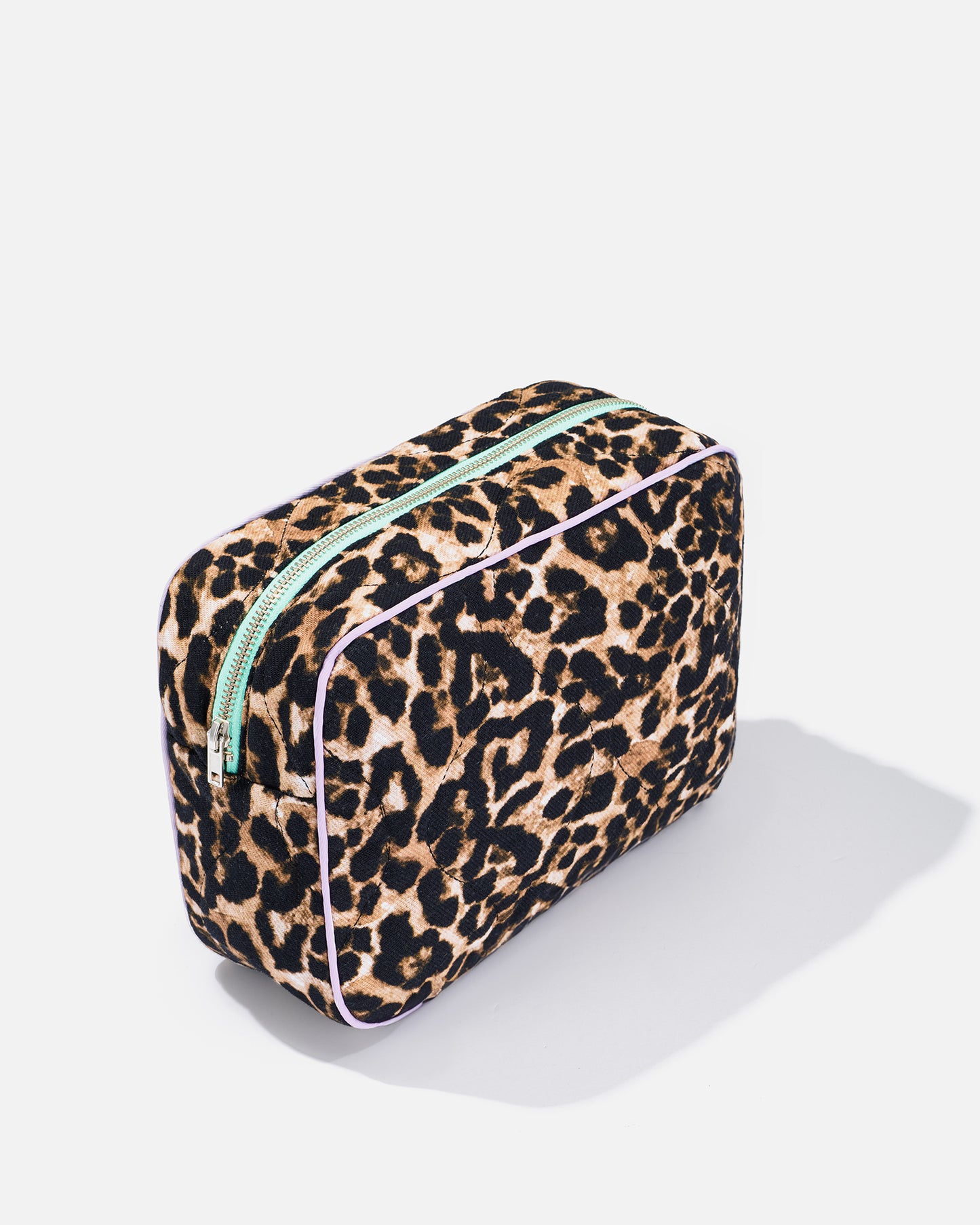 The Leopard Pouch